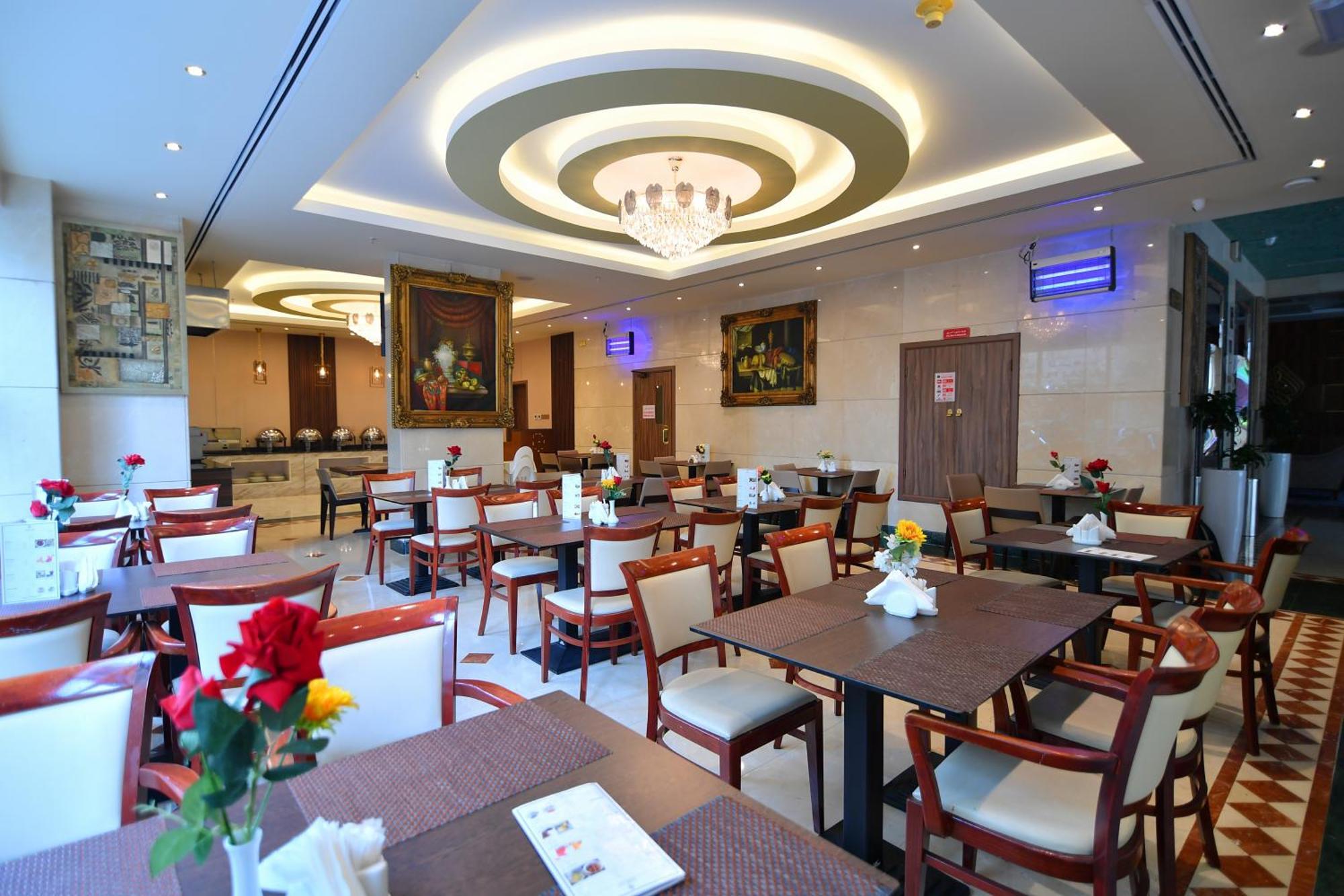 Nejoum Al Emarat Hotel Sharjah Luaran gambar
