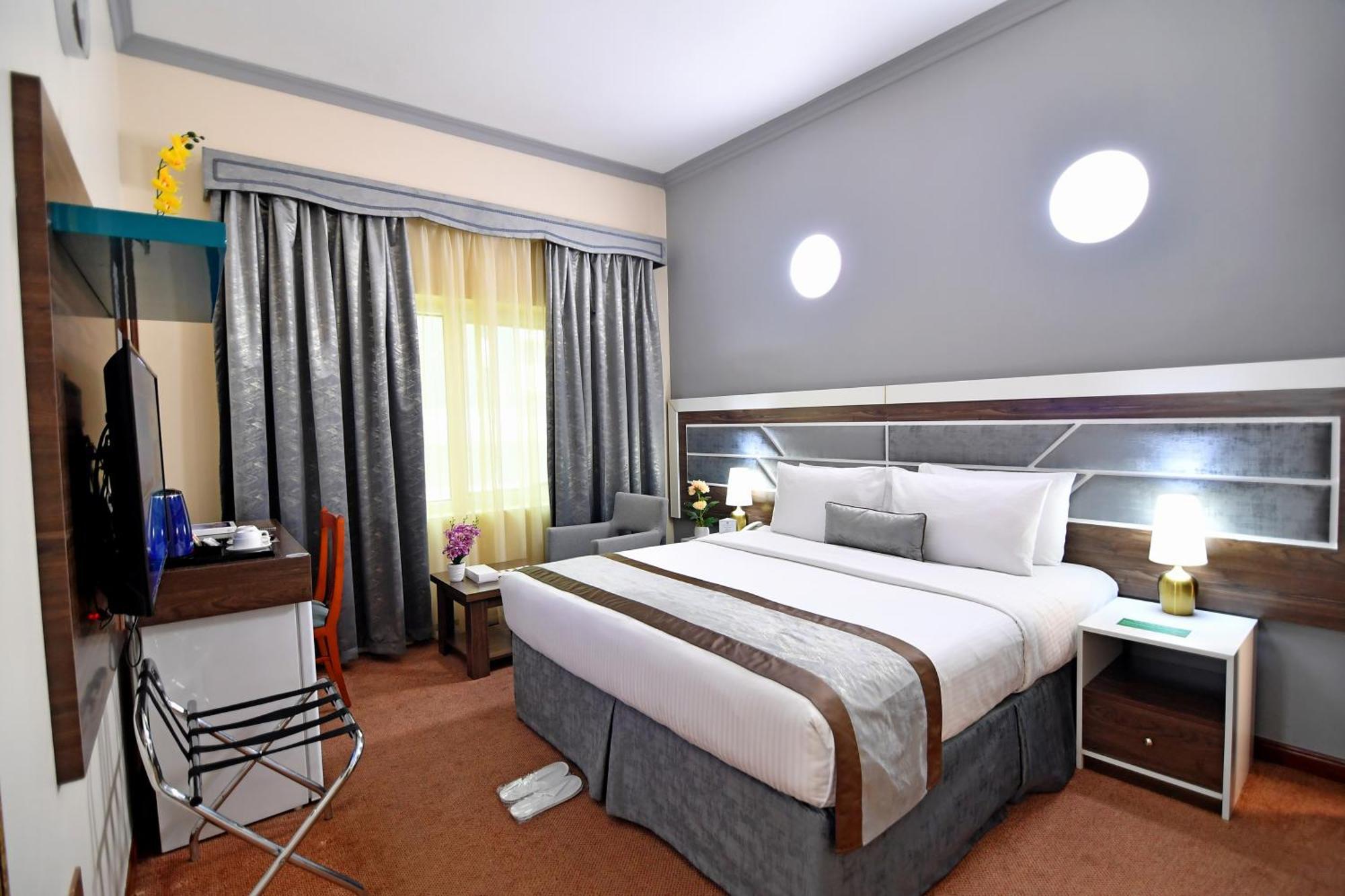 Nejoum Al Emarat Hotel Sharjah Luaran gambar