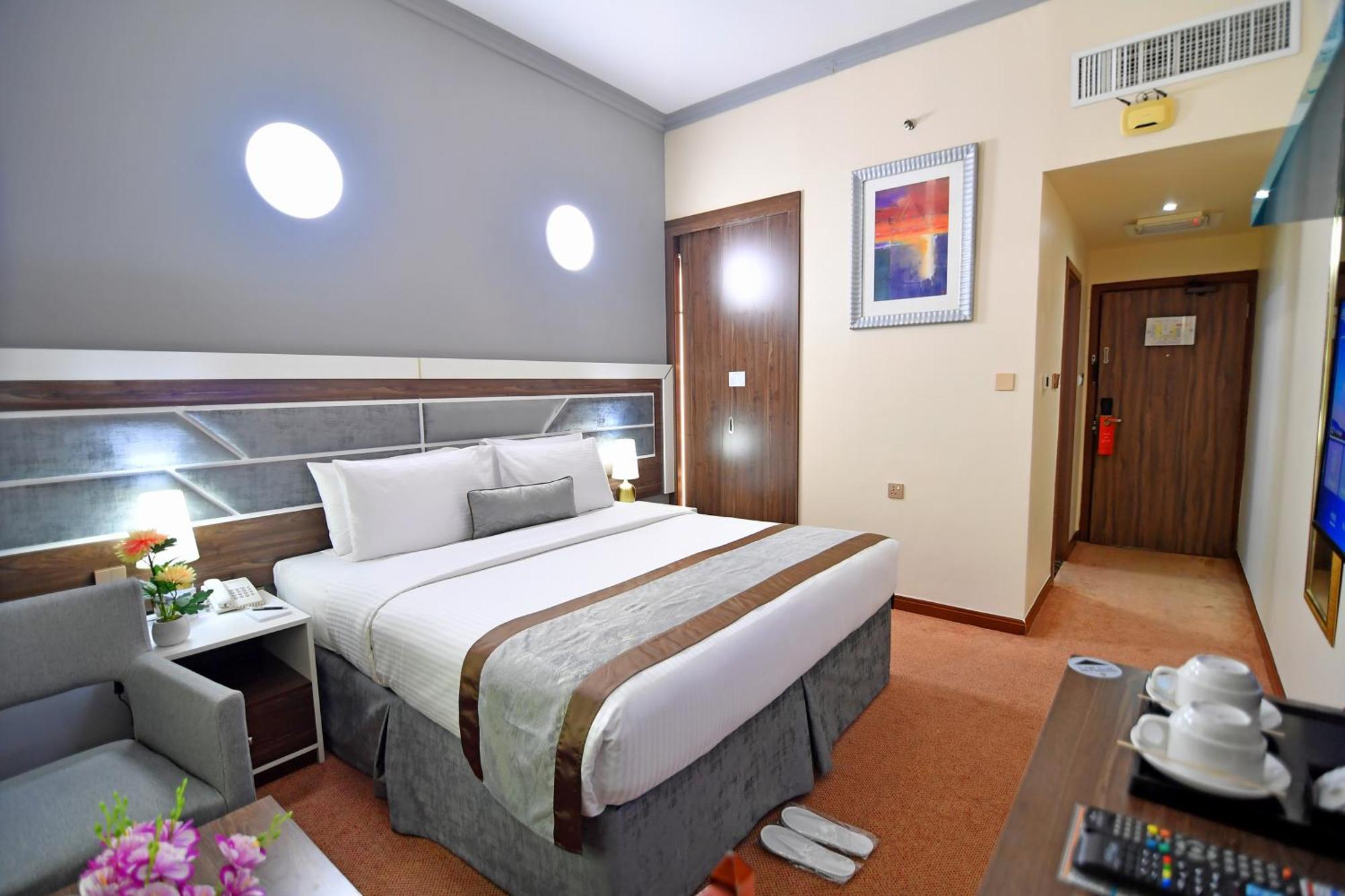 Nejoum Al Emarat Hotel Sharjah Luaran gambar