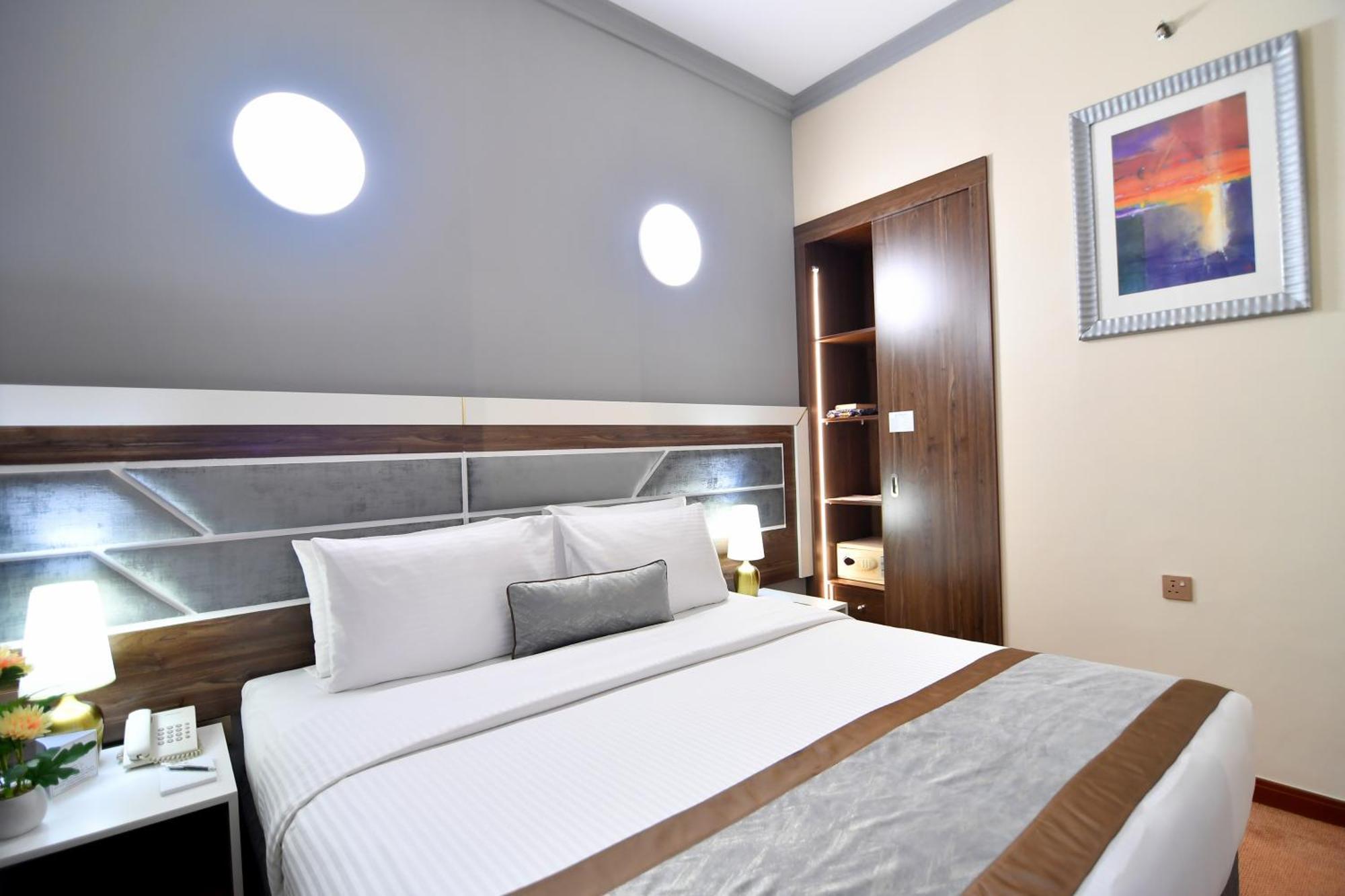 Nejoum Al Emarat Hotel Sharjah Luaran gambar
